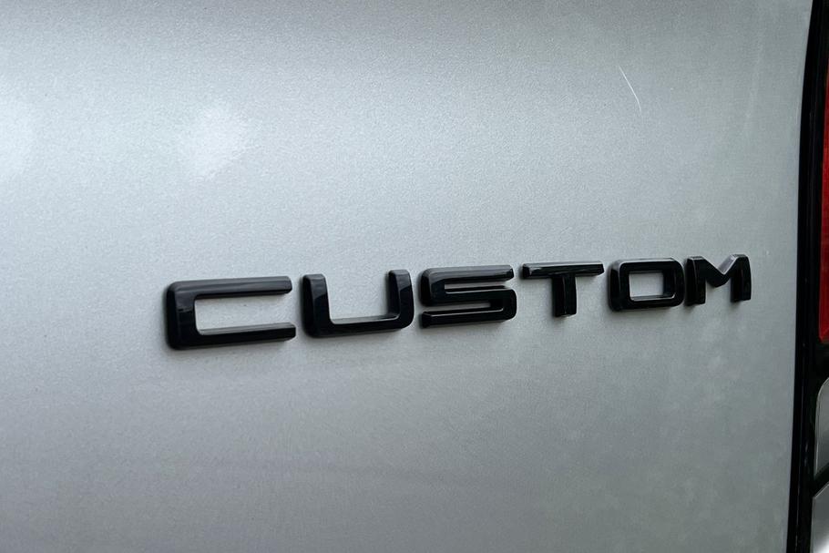 Used Ford TRANSIT CUSTOM LG74NVL 18
