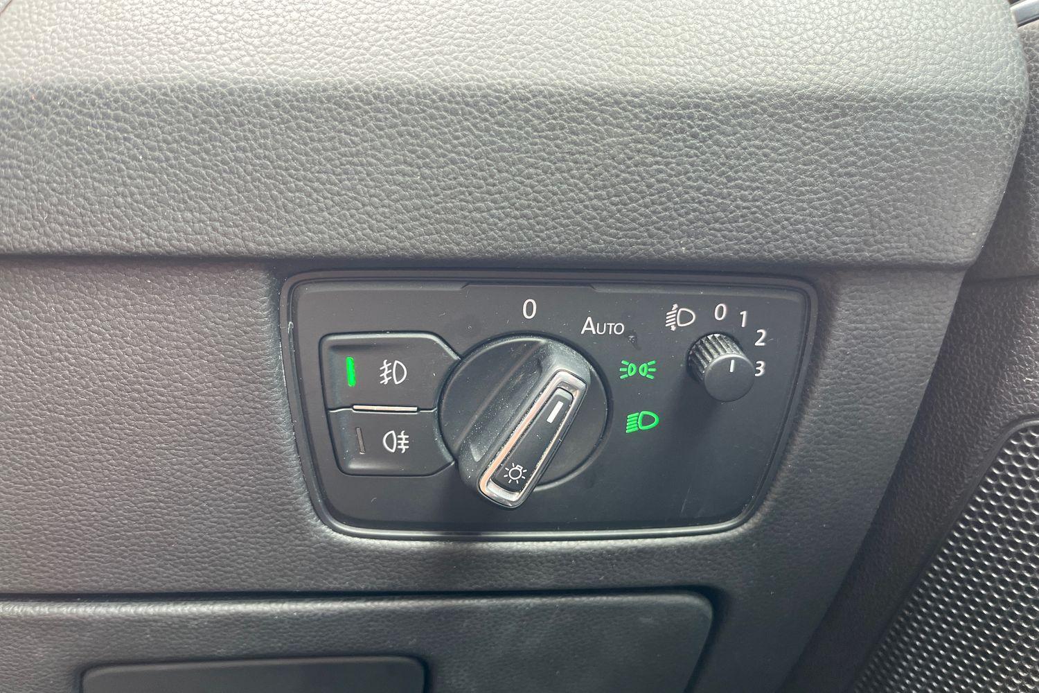 Volkswagen PASSAT Photo 28