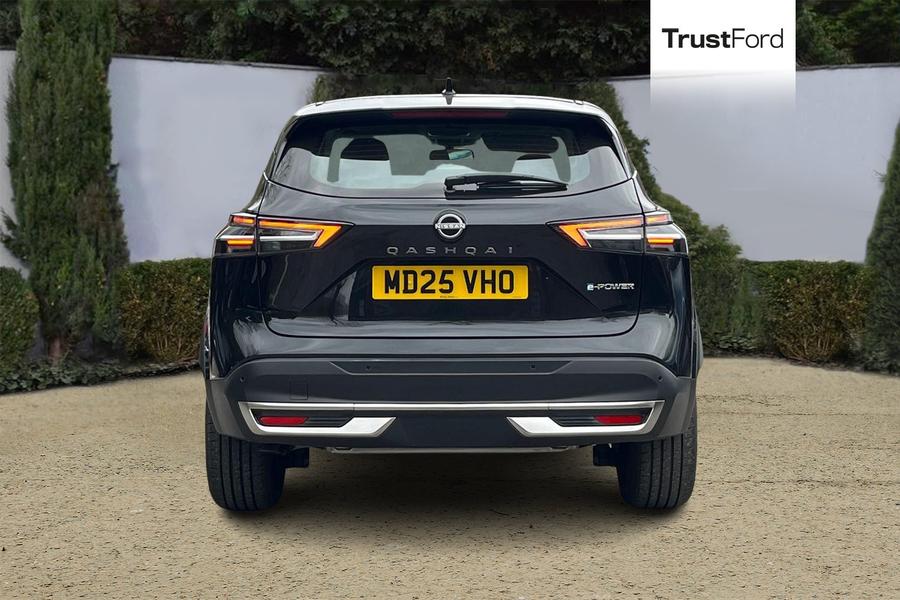 Nissan Qashqai Photo autoimg-19474f45684e057e52b066d077d8714a67776123.jpg