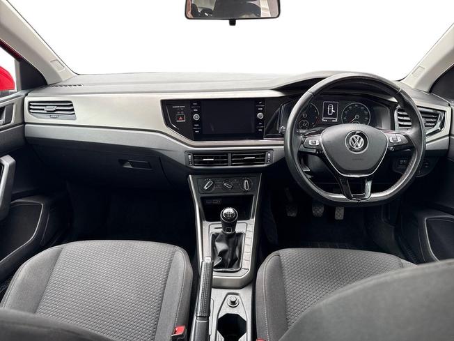 VOLKSWAGEN Polo Photo 10