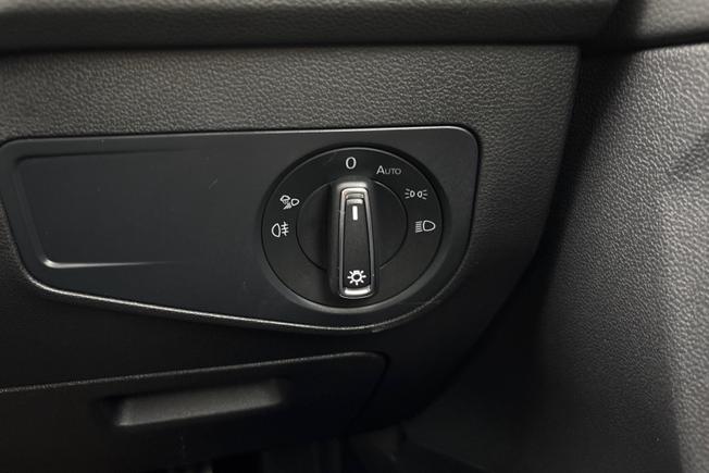 VOLKSWAGEN Tiguan Photo 28