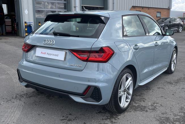 Audi A1 Photo 25