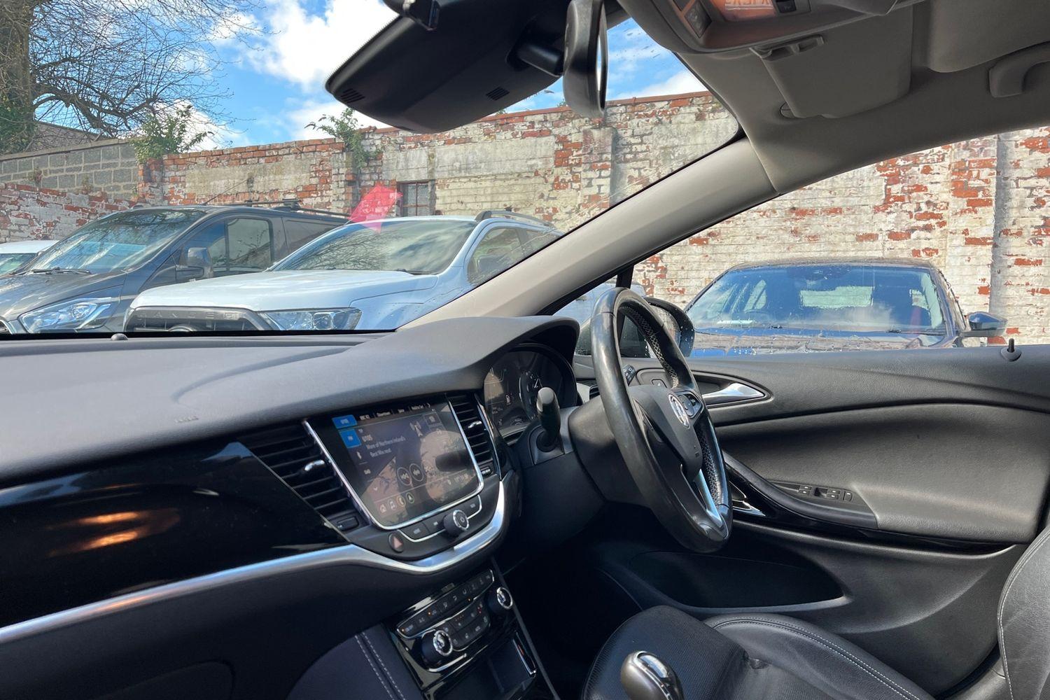 Vauxhall ASTRA Photo 17