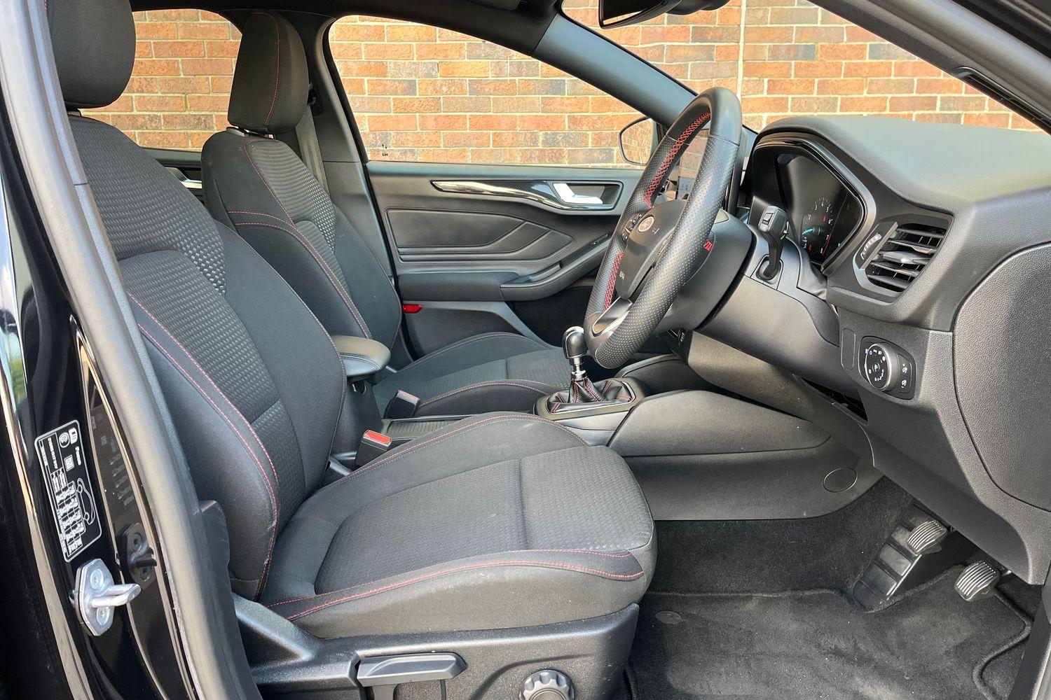 Ford Focus Photo 26