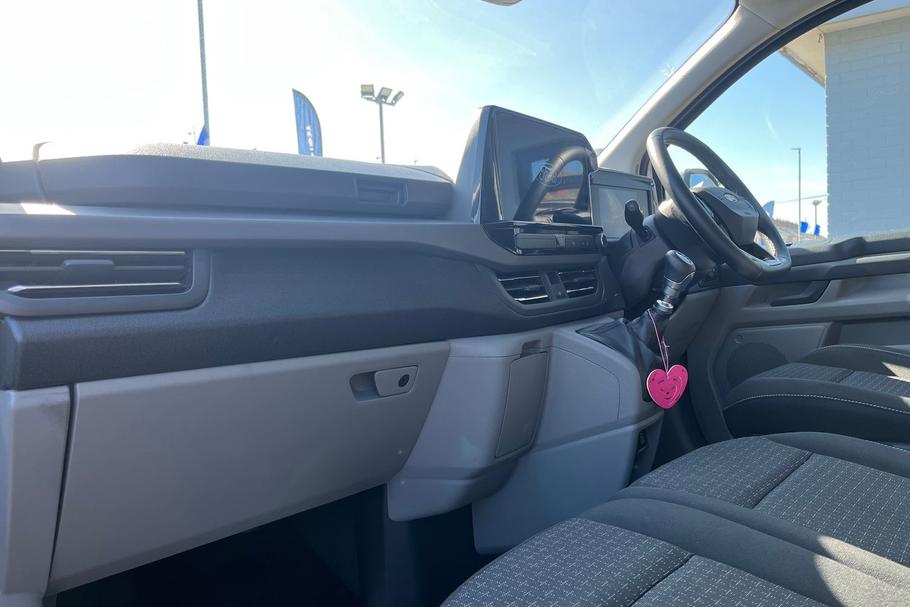 Used Ford Tourneo Custom YP74VLR 18