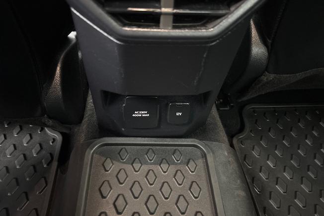 VOLKSWAGEN Amarok Photo 26