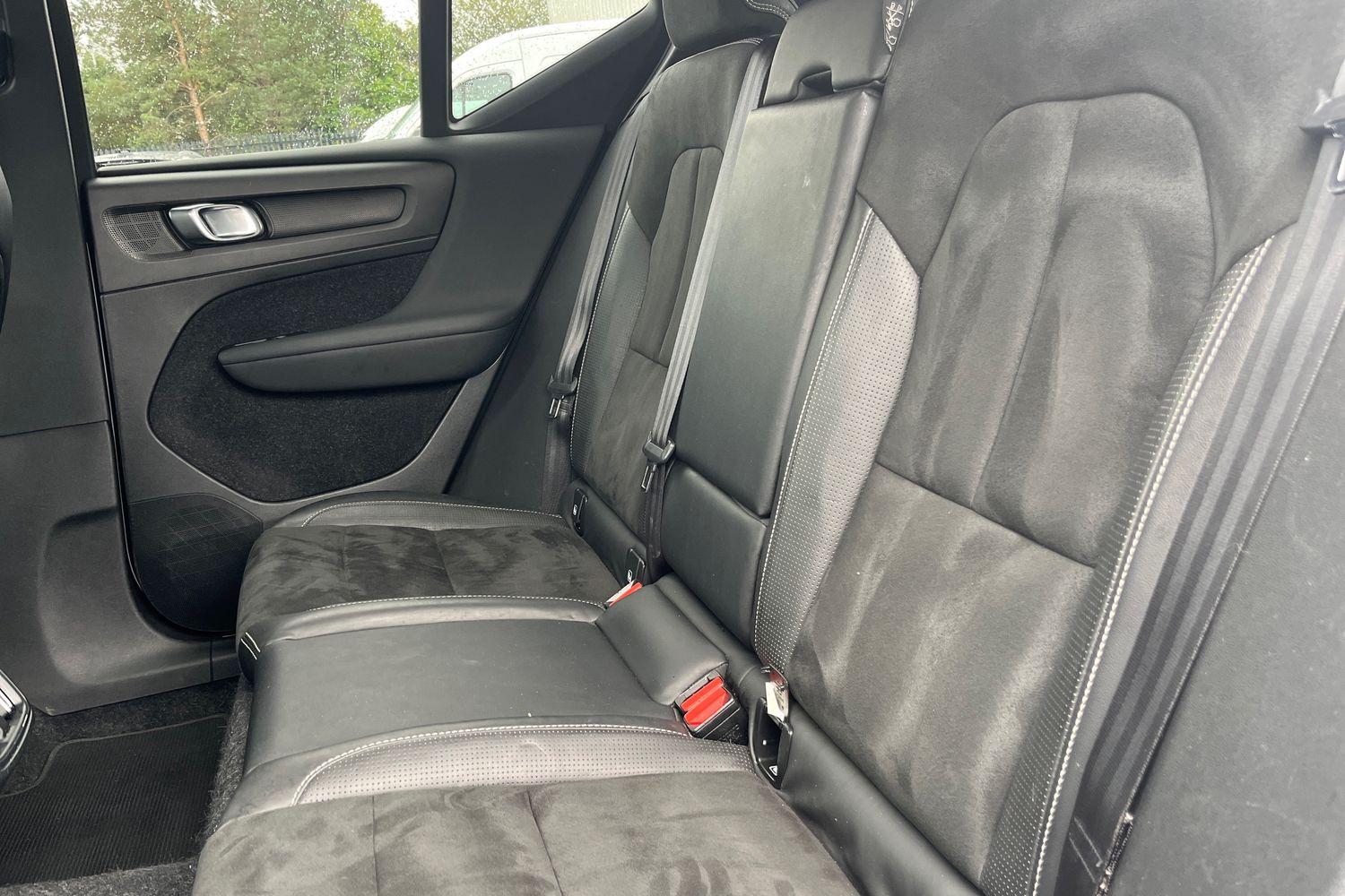 Volvo XC40 Photo 19