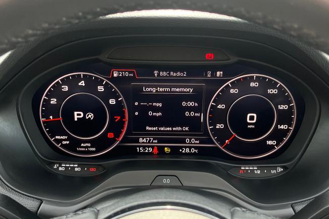 Audi Q2 Photo 15