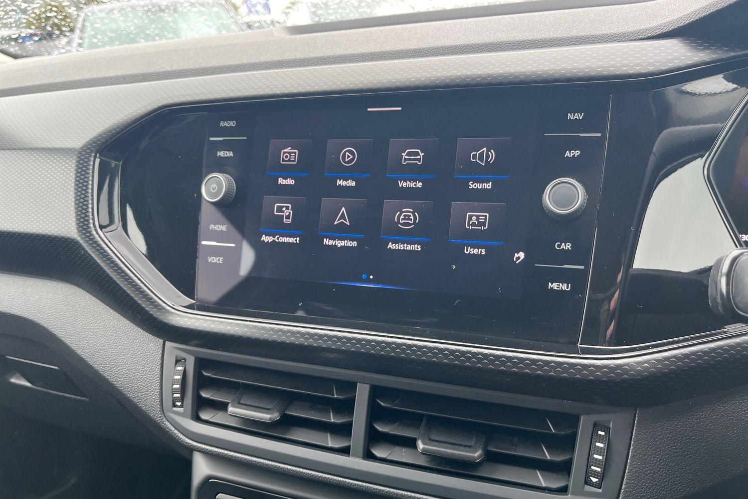Volkswagen T-CROSS Photo 37