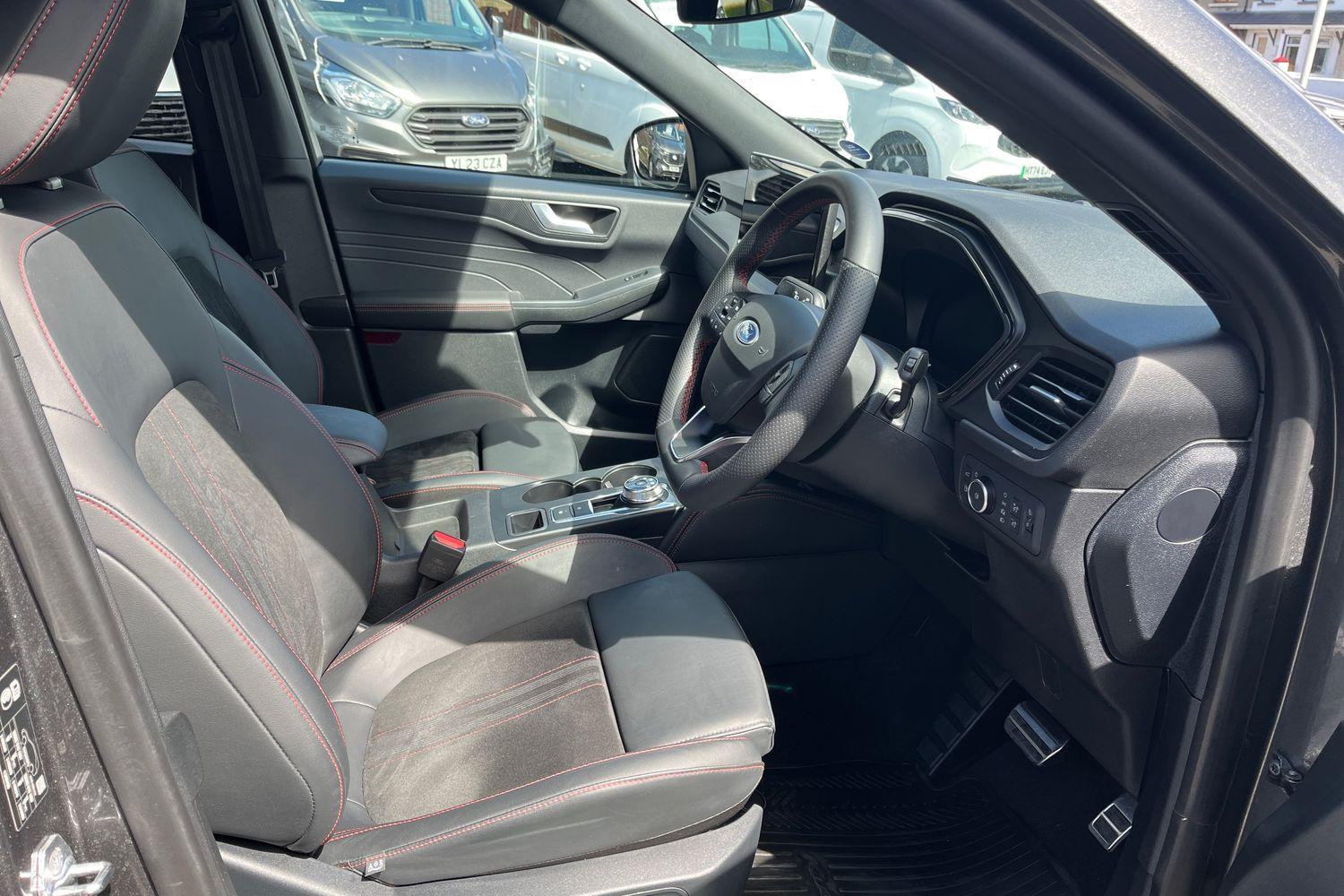 Ford Ford Kuga Estate 2.5 PHEV ST-Line 5dr CVT Photo 16