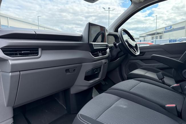 VOLKSWAGEN Transporter Photo 46