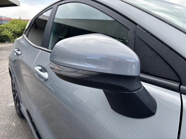 FORD Puma Photo 19