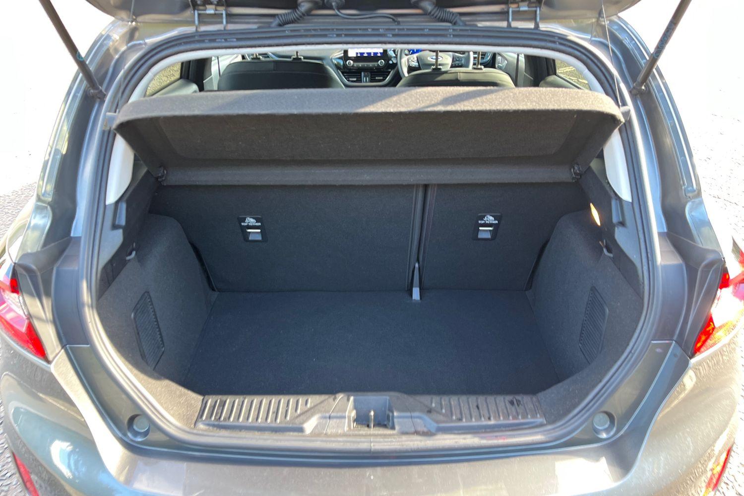 Ford Fiesta Photo 20