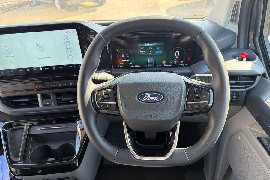 Ford TRANSIT CUSTOM Photo autoimg-198bd7e0c8956943ad28a0d3ee6814ef09e738e6.jpg