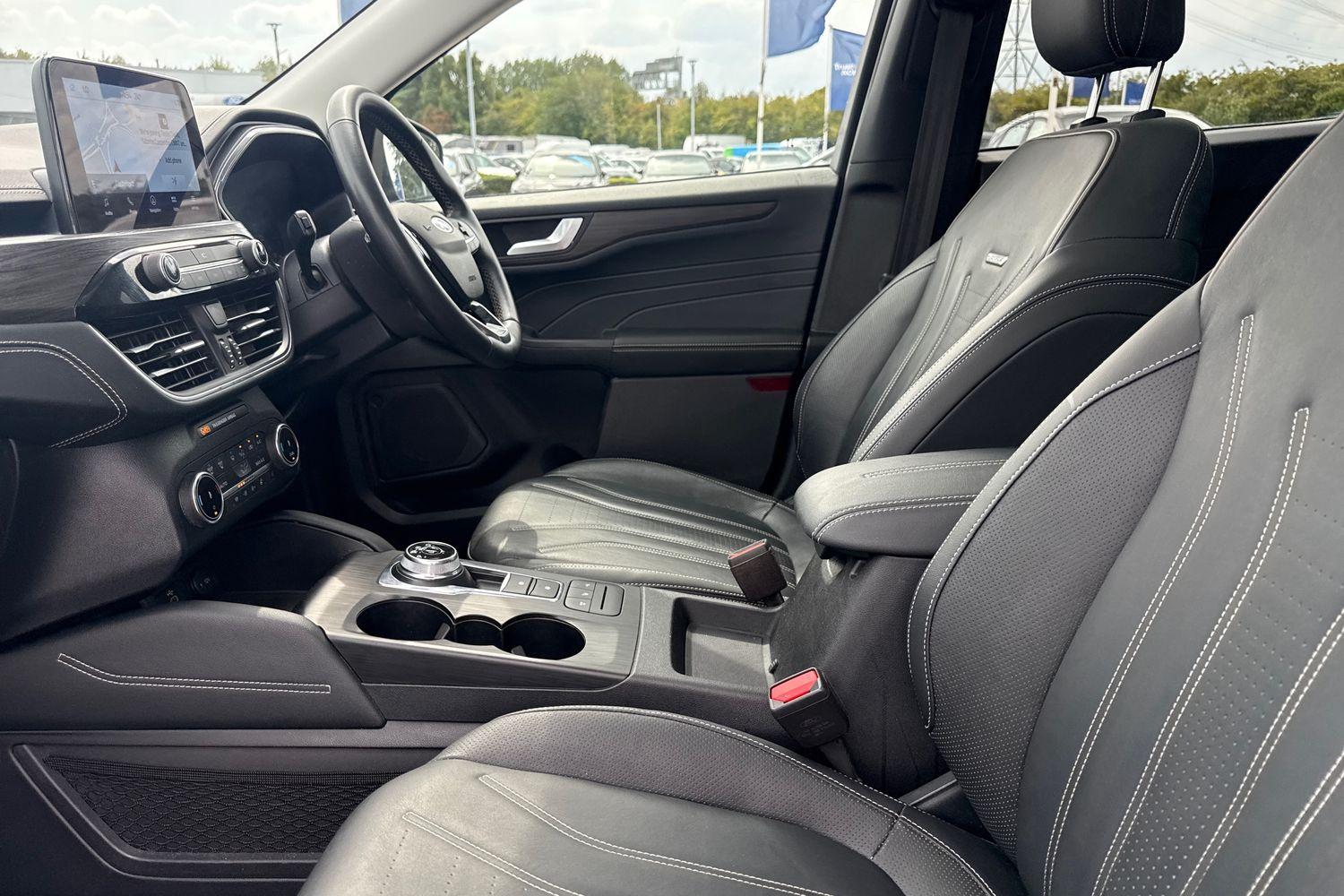 Ford KUGA Photo 18