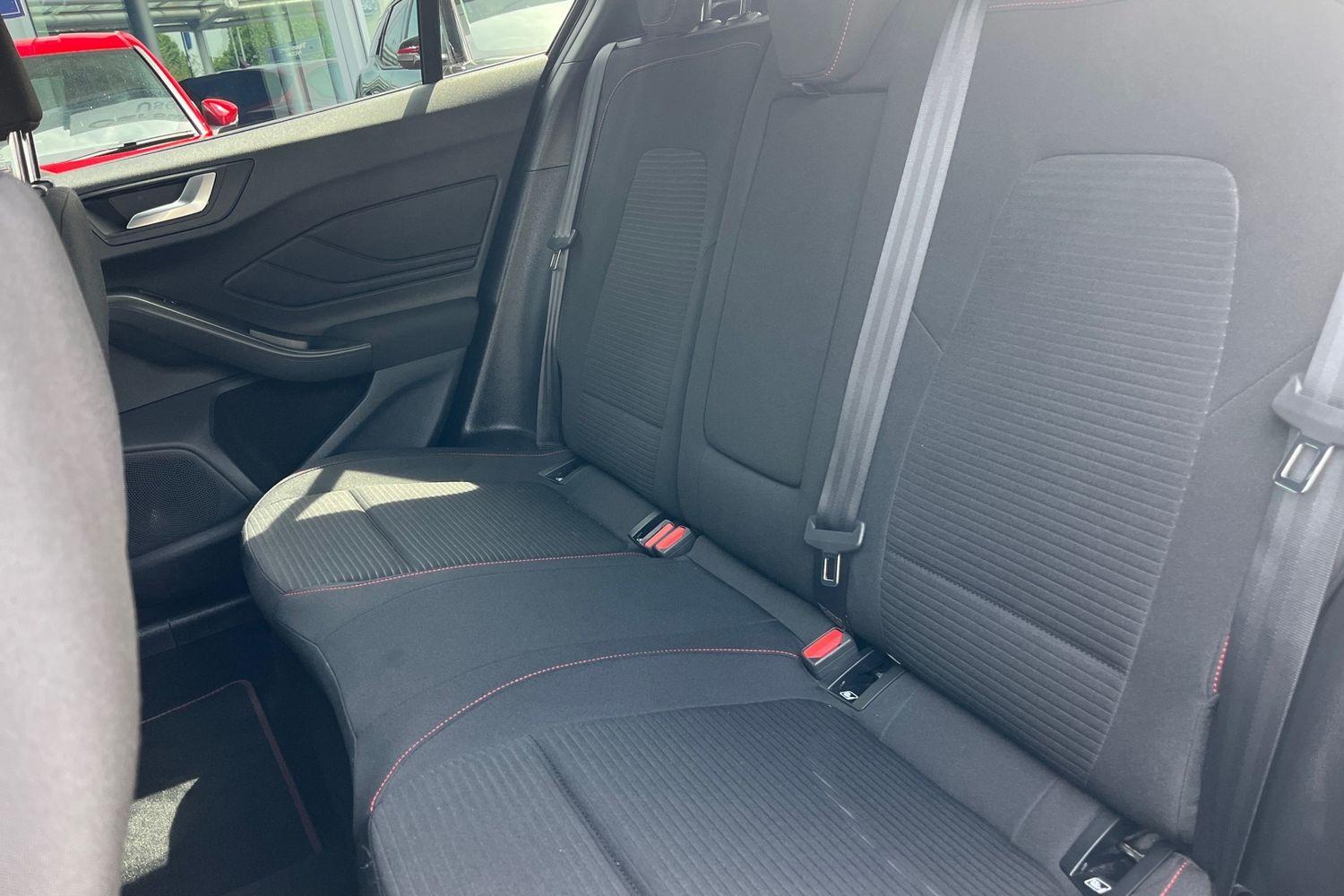 Ford Focus Photo 19