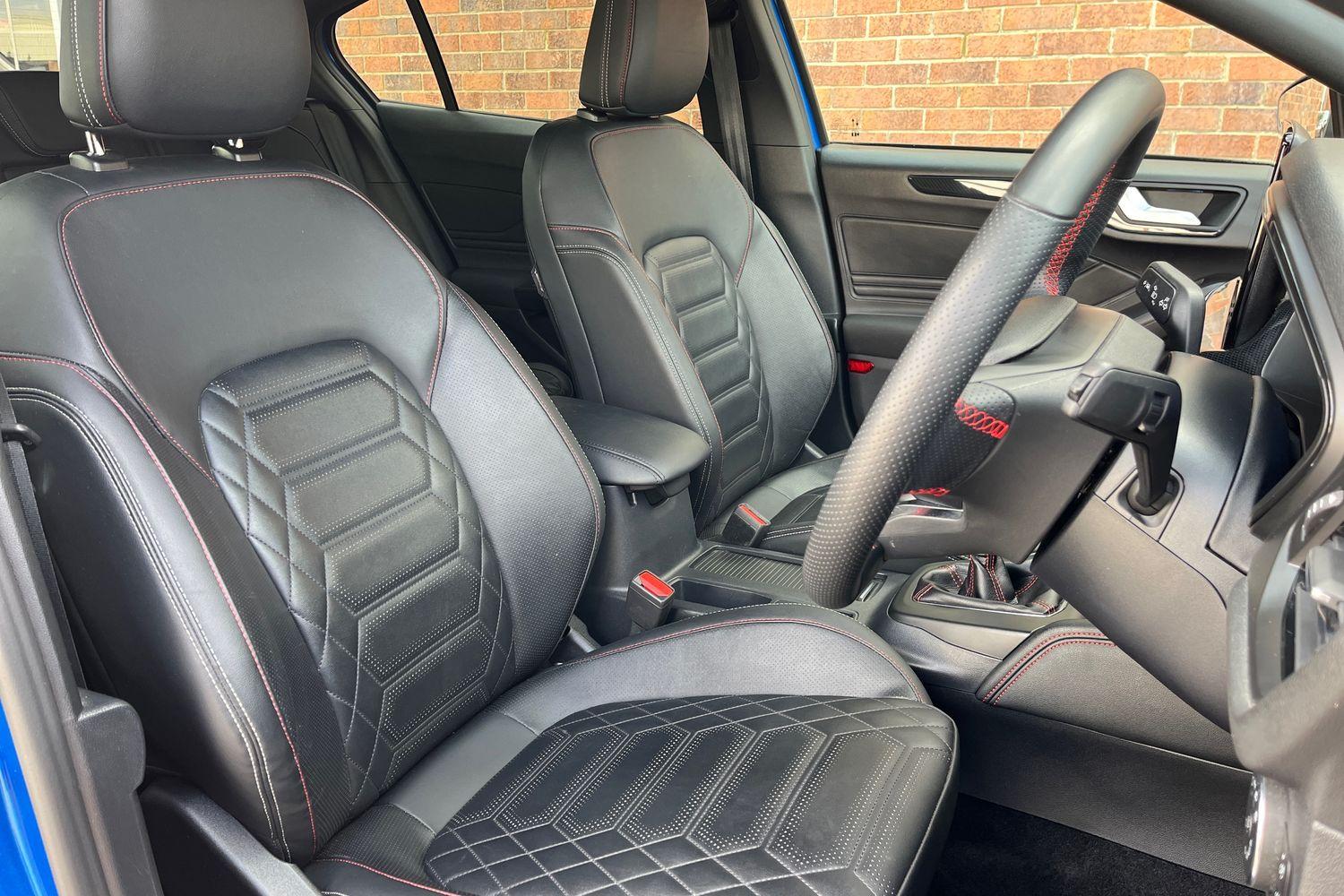Ford Focus Photo 16