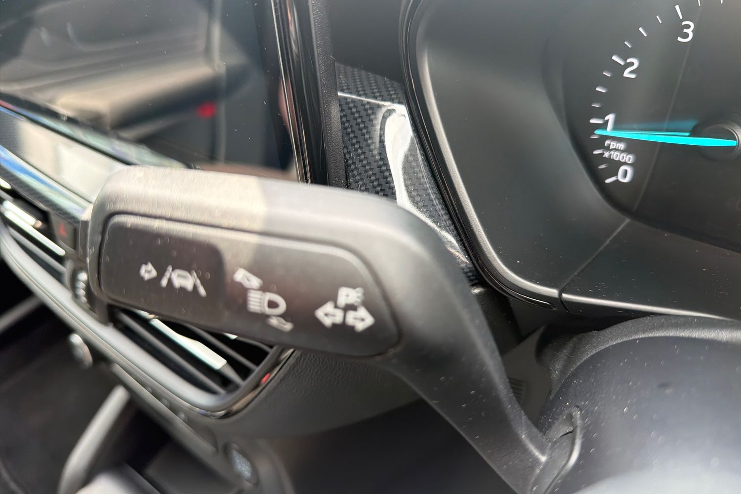 Ford FOCUS Photo 13