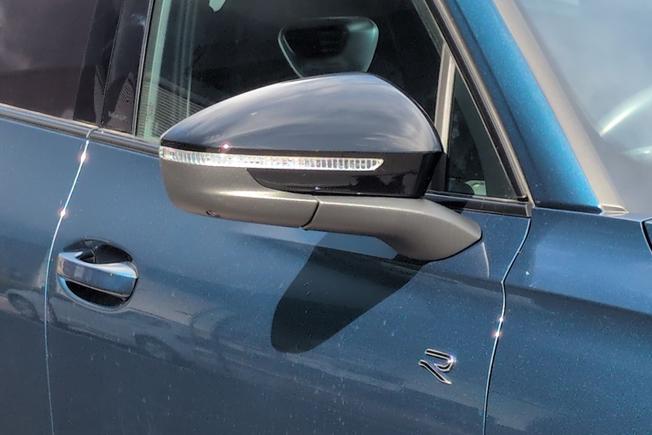 VOLKSWAGEN Tiguan Photo 20