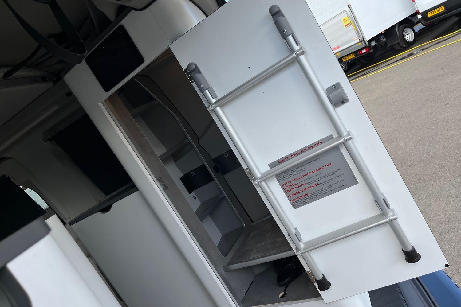 Ford TRANSIT CUSTOM Photo 4