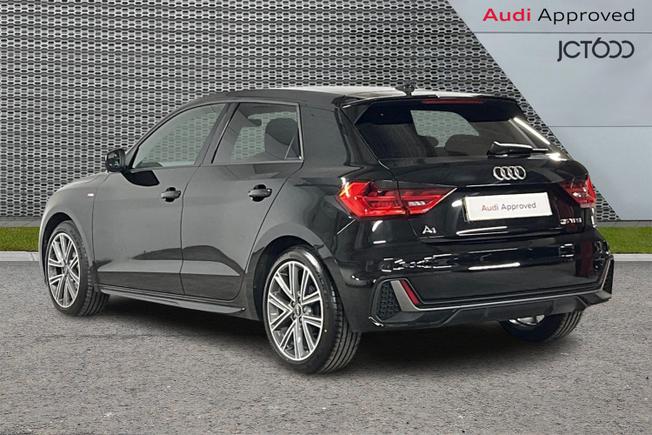AUDI A1 Photo 3