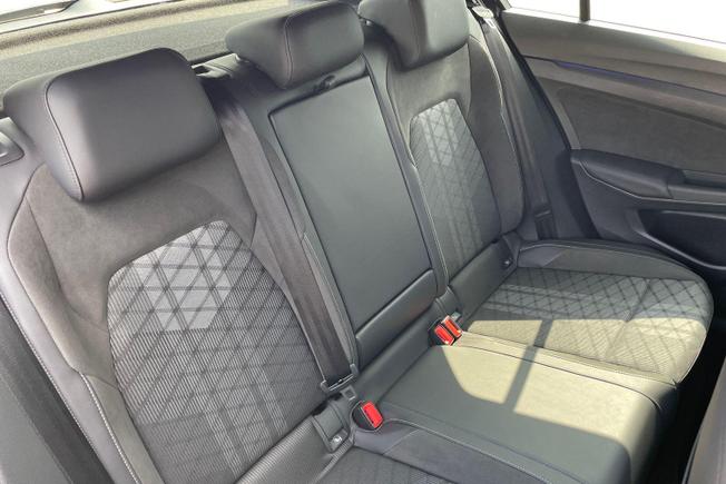 VOLKSWAGEN Golf Photo 9