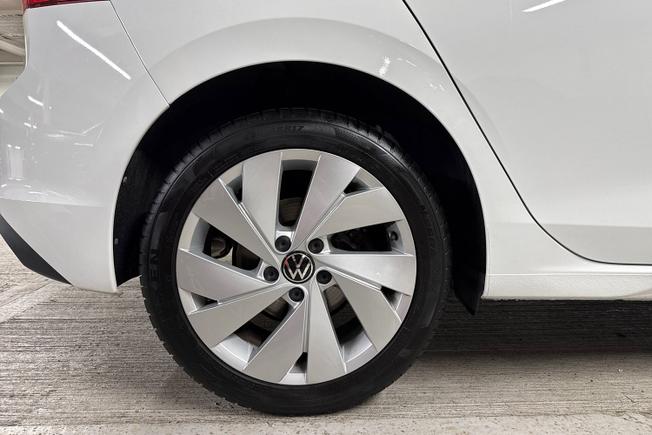 Volkswagen Golf Photo 5