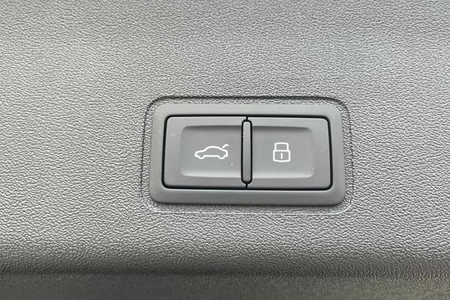 AUDI Q3 Photo 47
