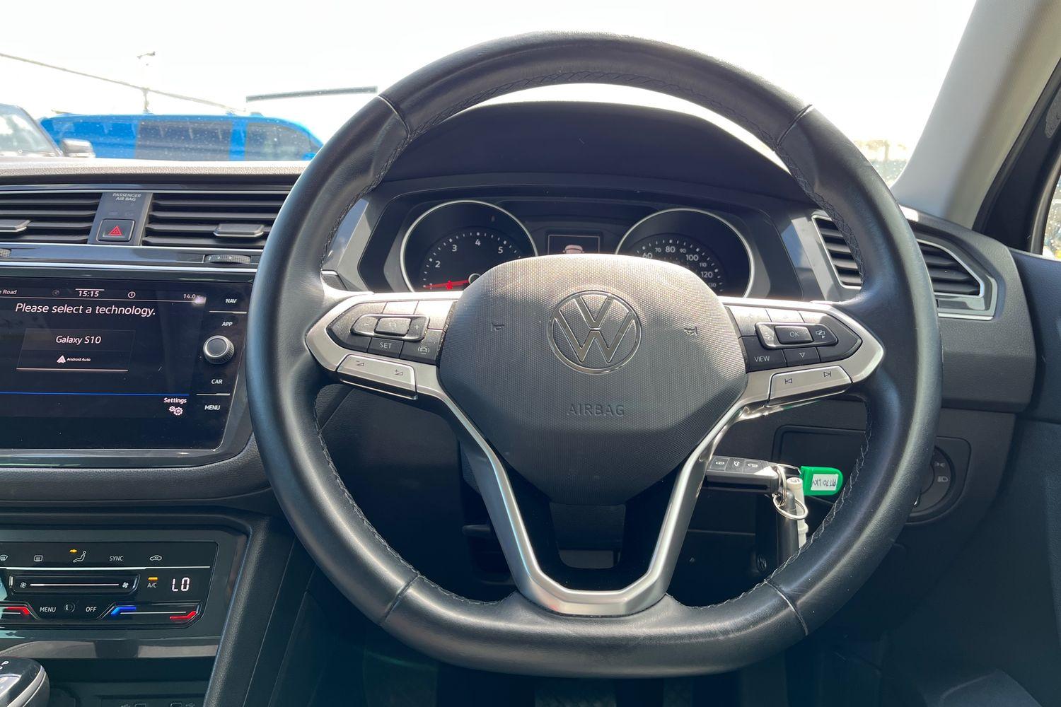 Volkswagen Tiguan Photo 11