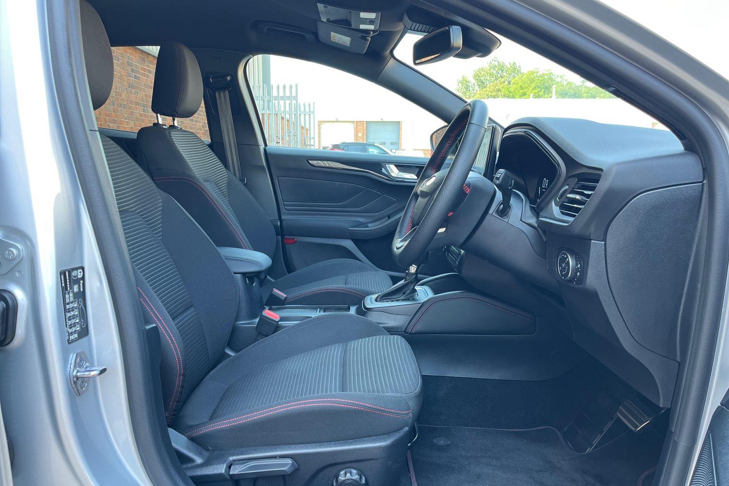 Ford Focus Photo 29
