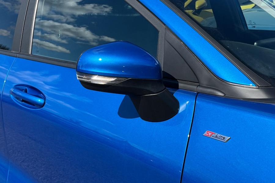 Ford PUMA Photo autoimg-19b12b28141233a99730eb43158b313104a97f8a.jpg
