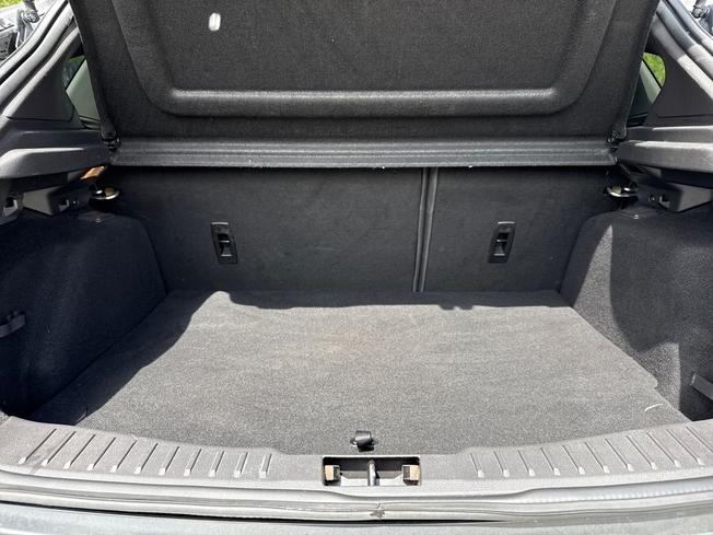 FORD Focus Photo 12