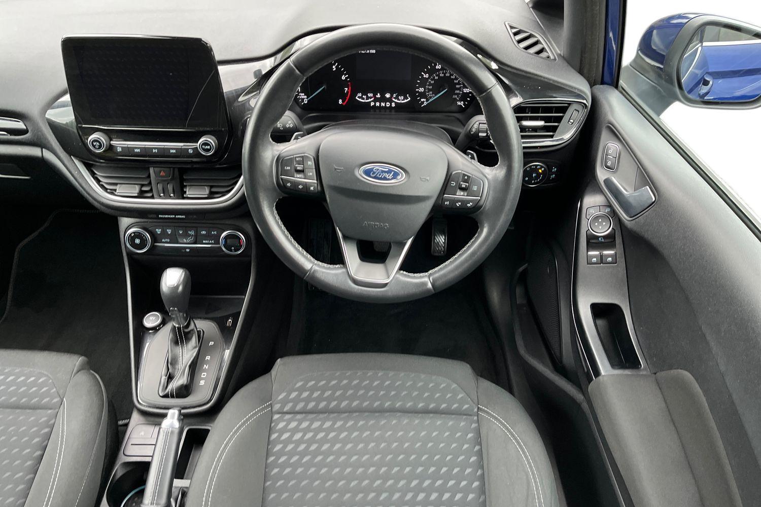 Ford Fiesta Photo 10