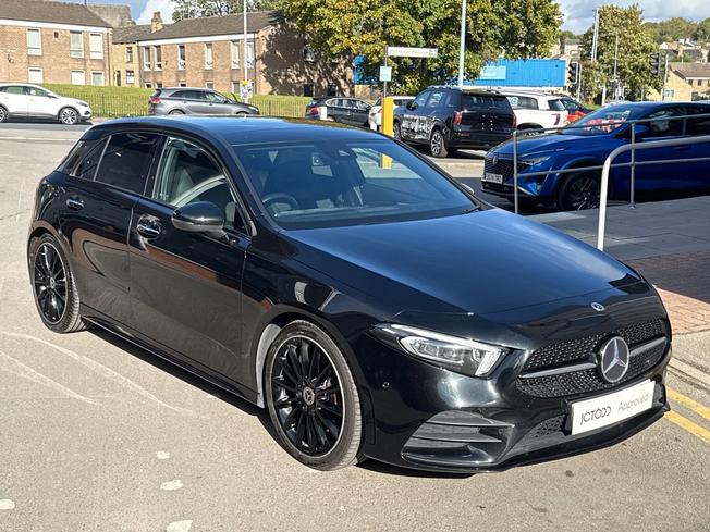 MERCEDES-BENZ A Class Photo 28