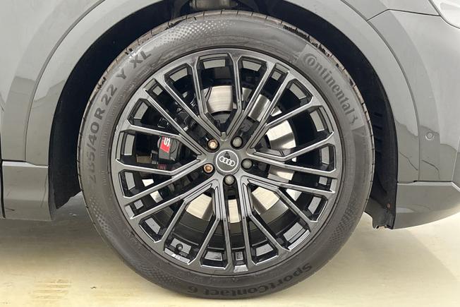 AUDI SQ8 Photo 5
