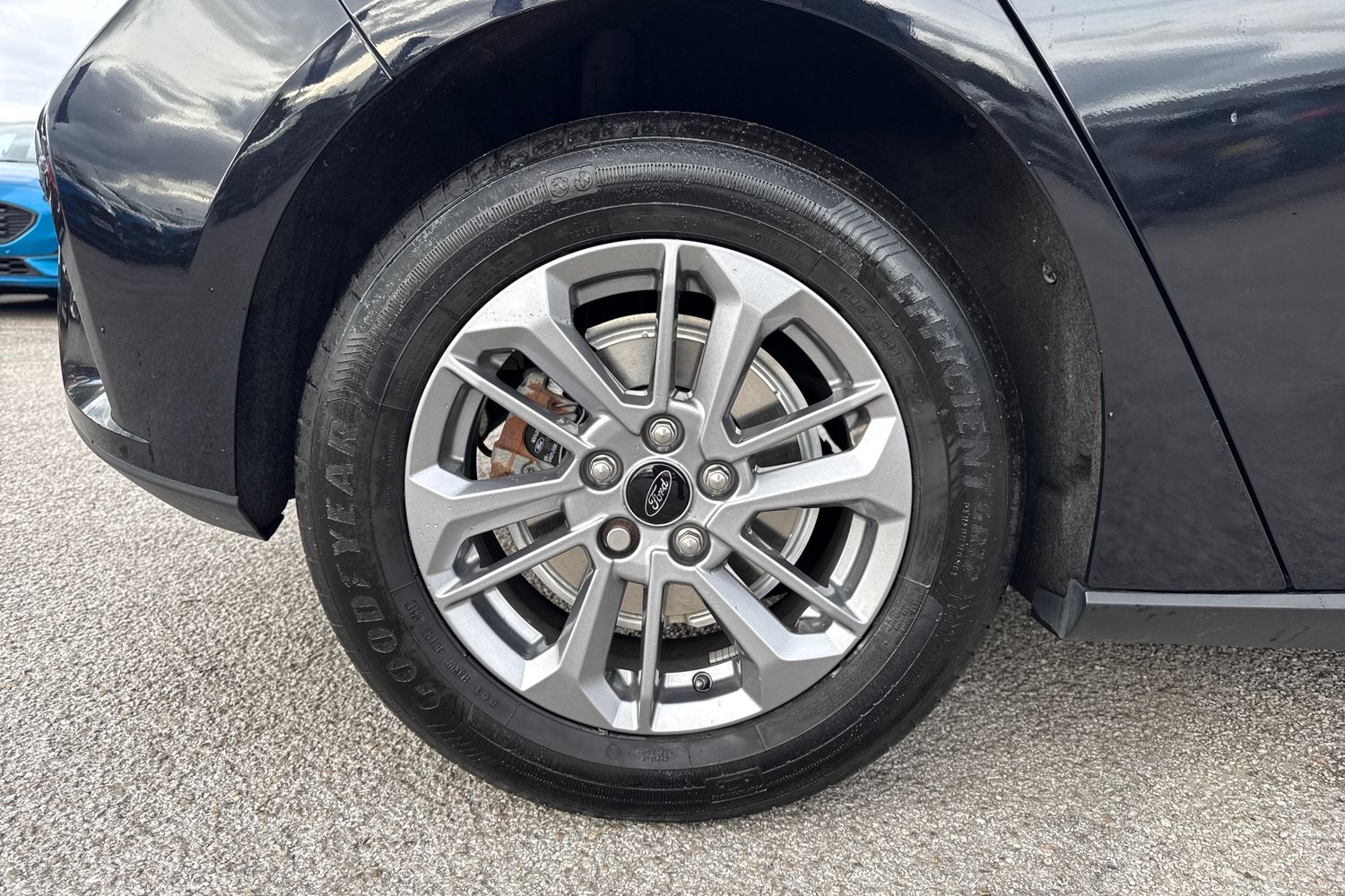 Ford FOCUS Photo 7