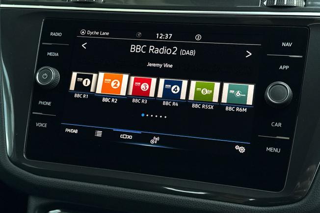 VOLKSWAGEN Tiguan Allspace Photo 13