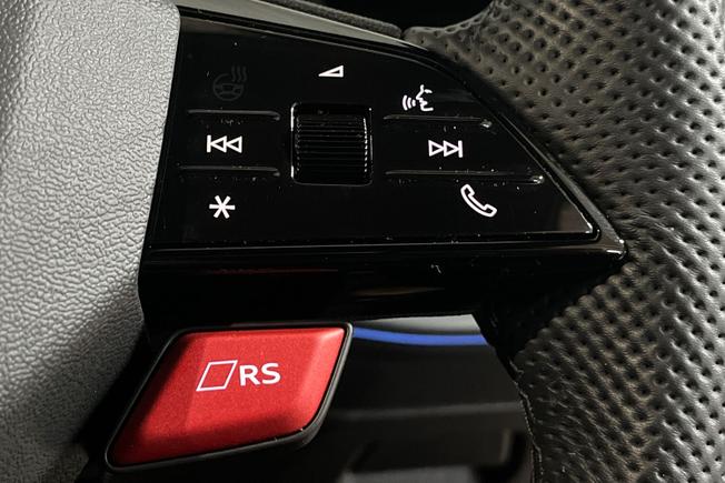 AUDI RS3 Photo 17