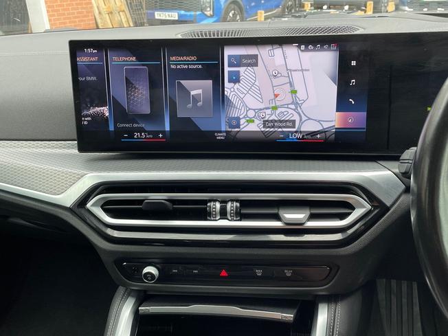 BMW I4 Photo 14