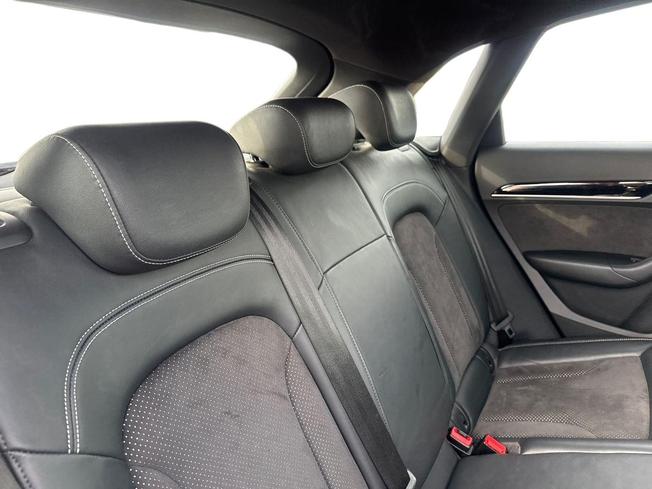 AUDI Q3 Photo 9