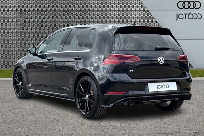 VOLKSWAGEN Golf Photo 3