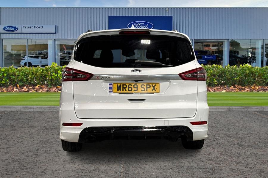 Ford S-MAX Photo autoimg-19d2cf74d6db2af20b511145b467c99864c6678c.jpg