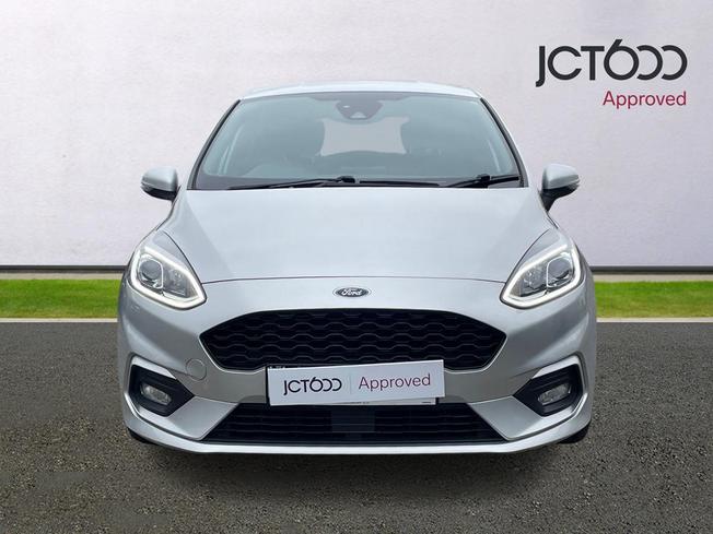 FORD Fiesta Photo 8