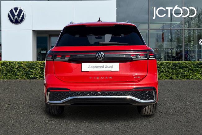 VOLKSWAGEN Tiguan Photo 7