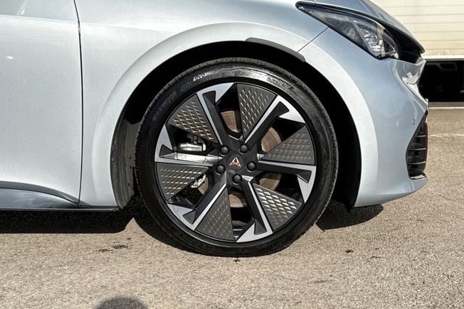 CUPRA Born Photo 5