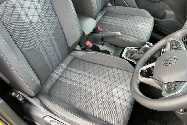 VOLKSWAGEN T-Cross Photo 33