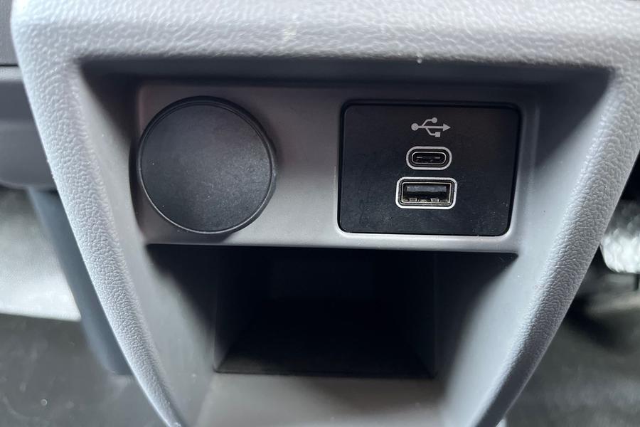Ford TRANSIT CUSTOM Photo autoimg-19dcc2556347ab778c9b18140cb7ab6050899f85.jpg