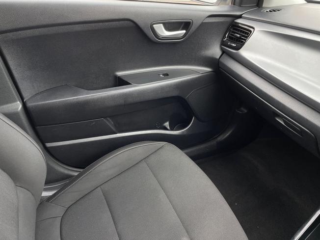 KIA Rio Photo 47