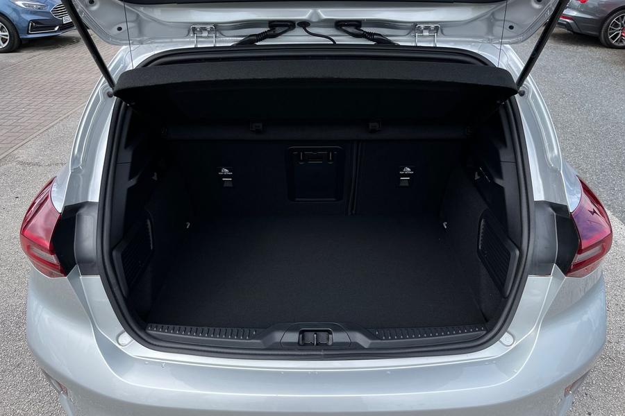 Ford Focus Photo autoimg-19e0c08882921f19627865078440ce37c0362083.jpg