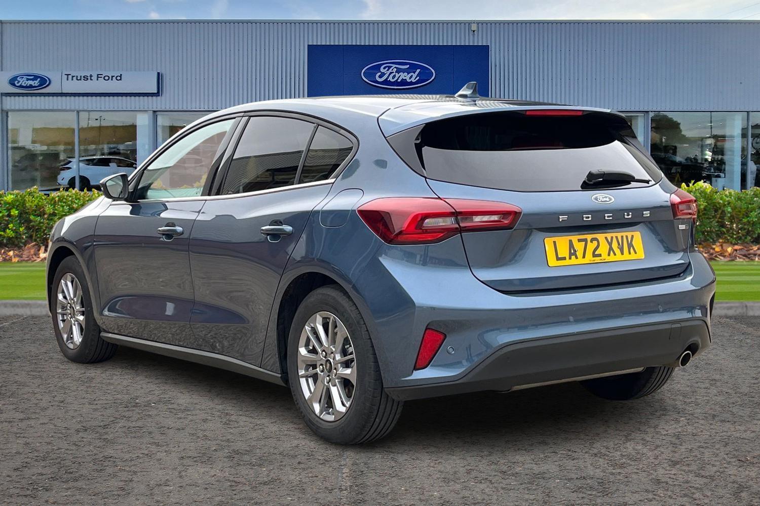 Ford Focus Photo 1